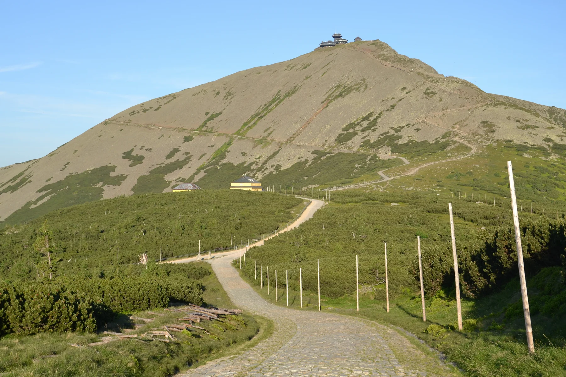 Śnieżka in the Karkonosze mountains, photograph by Pudelek